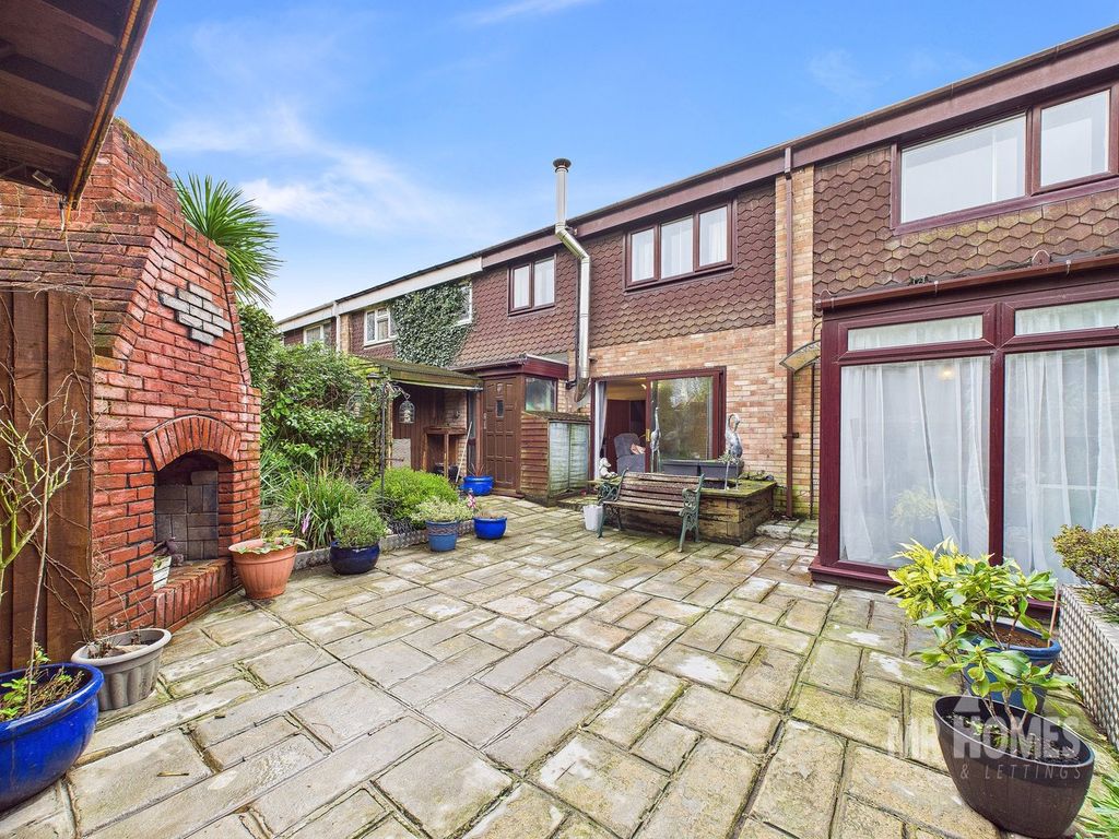 Property photo 3 of 50