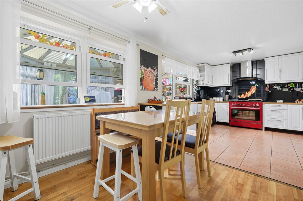 Property photo 1 of 16 Kitchen/Diner