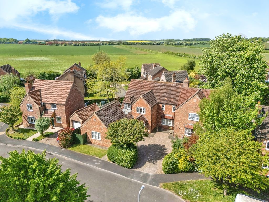 Property photo 1 of 38