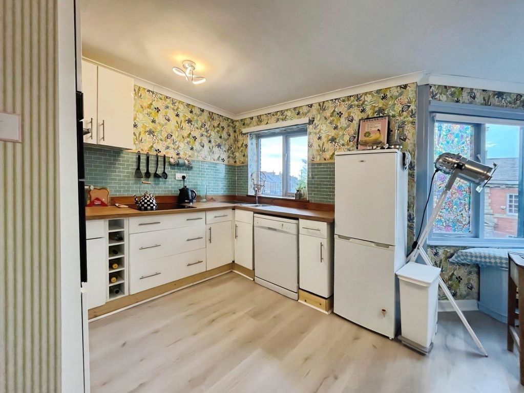 Property photo 2 of 11 4804623