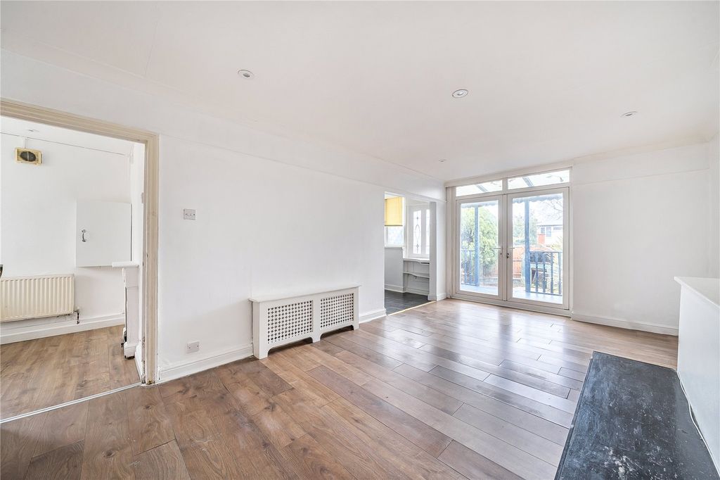 Property photo 3 of 15 Picture No. 08