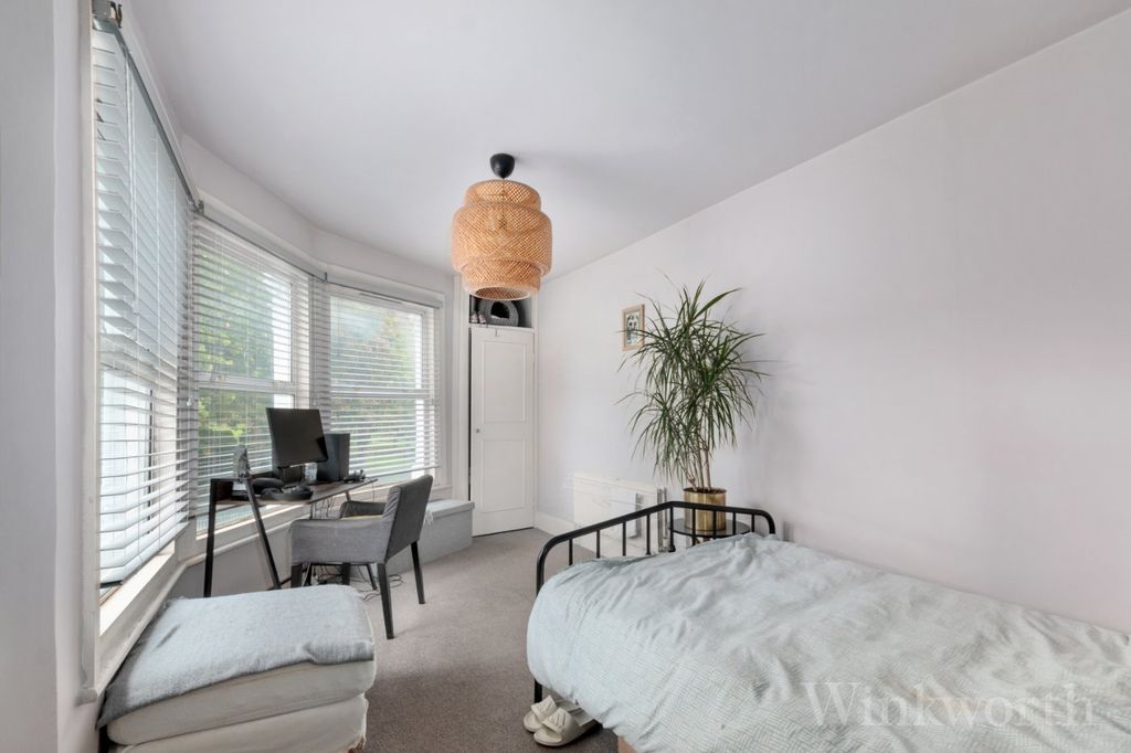 Property photo 3 of 10 Picture No. 06