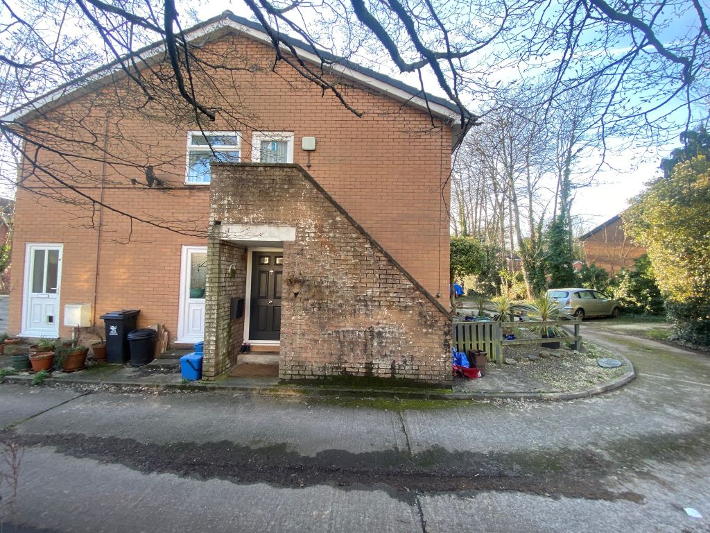 Property photo 3 of 9