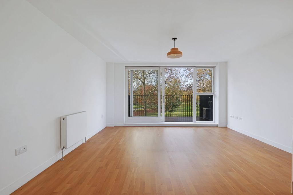 Property photo 1 of 17 Open Plan Living