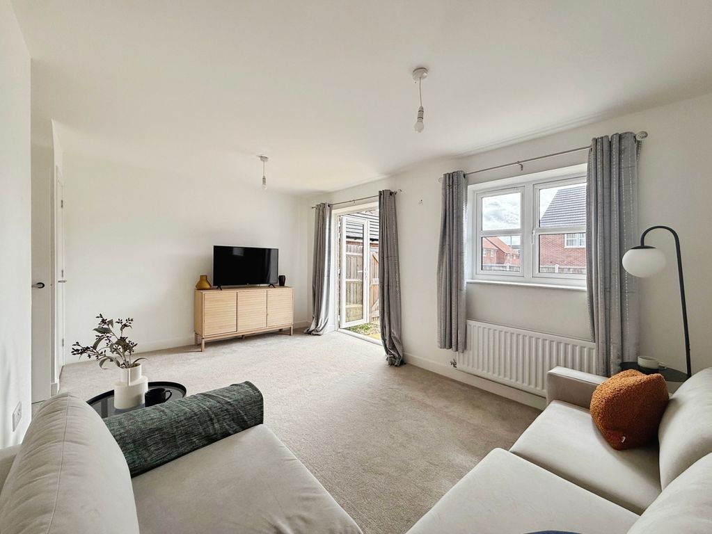 Property photo 3 of 20 Pbox-Img.Jpg