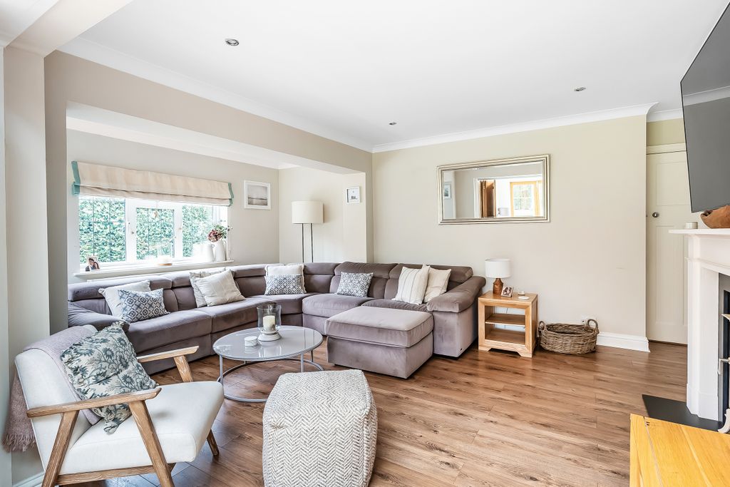 Property photo 3 of 33 3