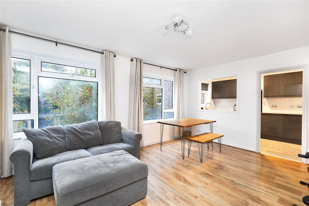 Property photo 1 of 7 Reception Room