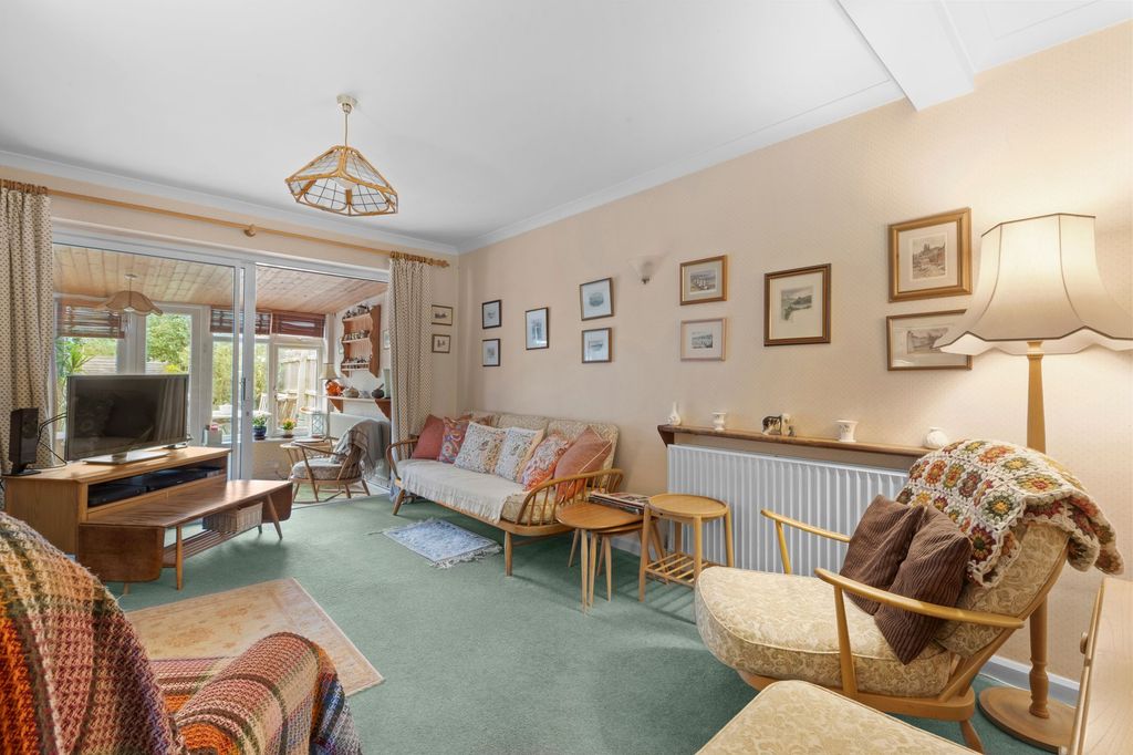 Property photo 2 of 15