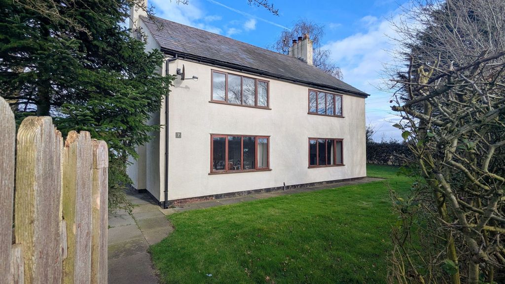 Property photo 1 of 35