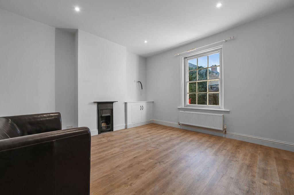 Property photo 3 of 18 Ht-Db(Nm)-2Palacestreet-7