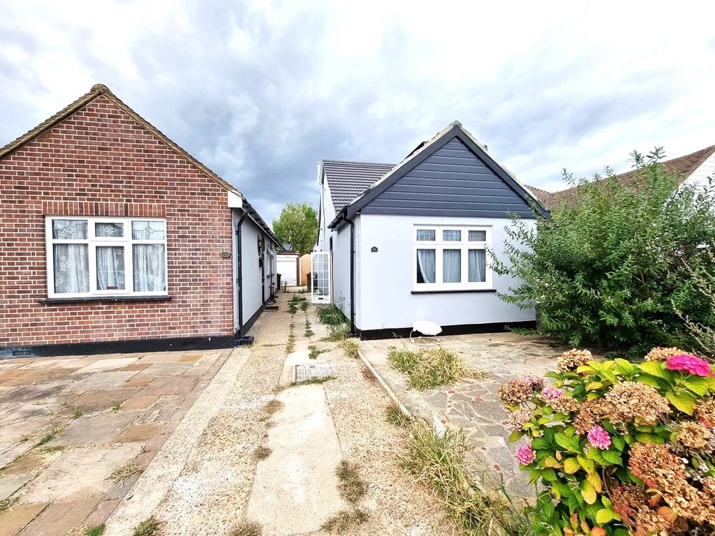 Property photo 1 of 28