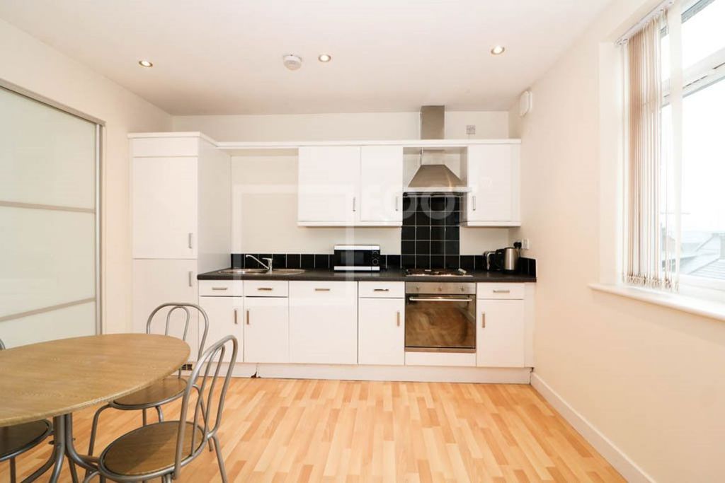 Property photo 2 of 23
