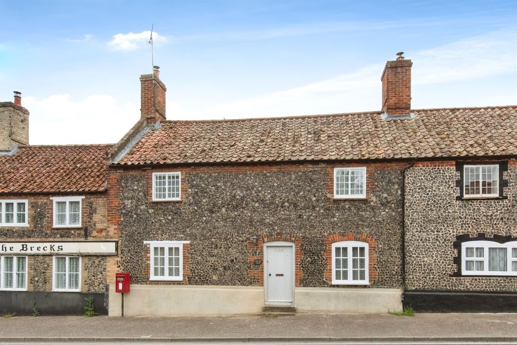 Property photo 1 of 17