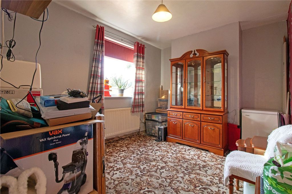 Property photo 3 of 10