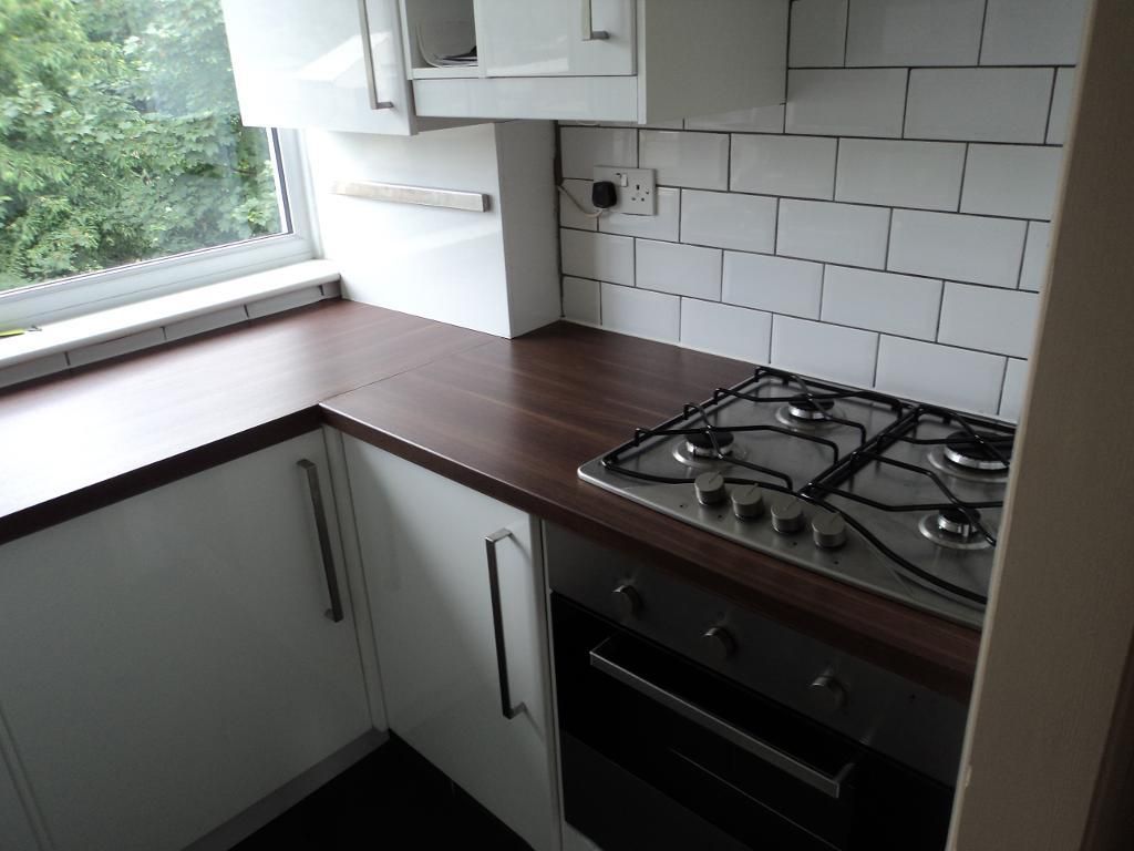 Property photo 3 of 11 Kitchen