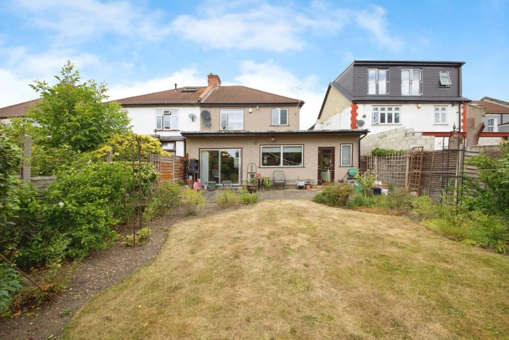 Property photo 2 of 15 Picture No. 02