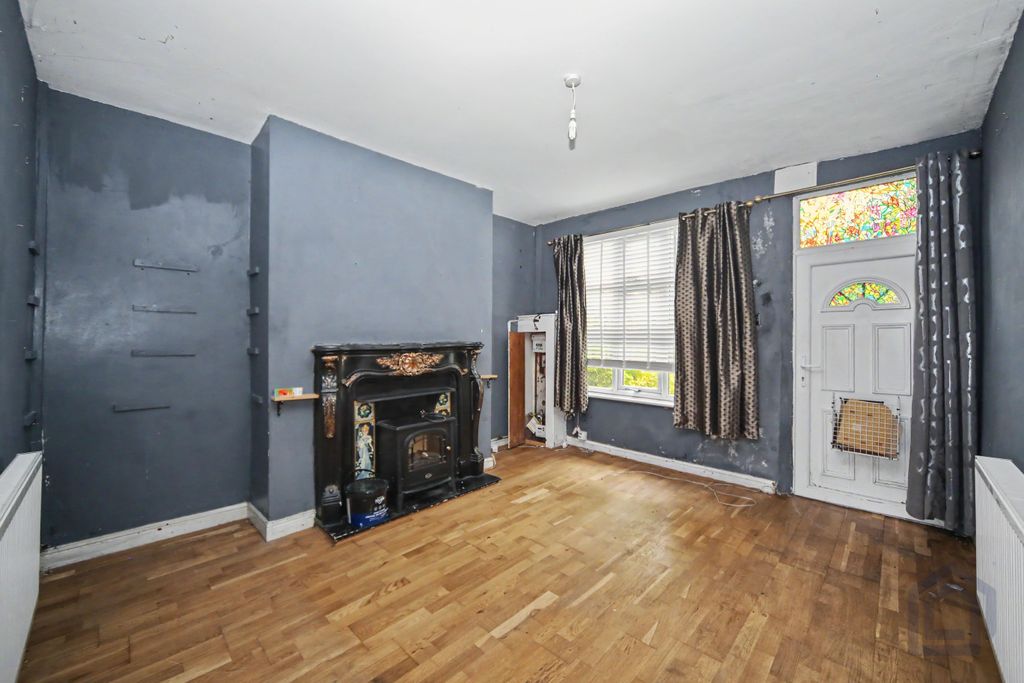 Property photo 2 of 26