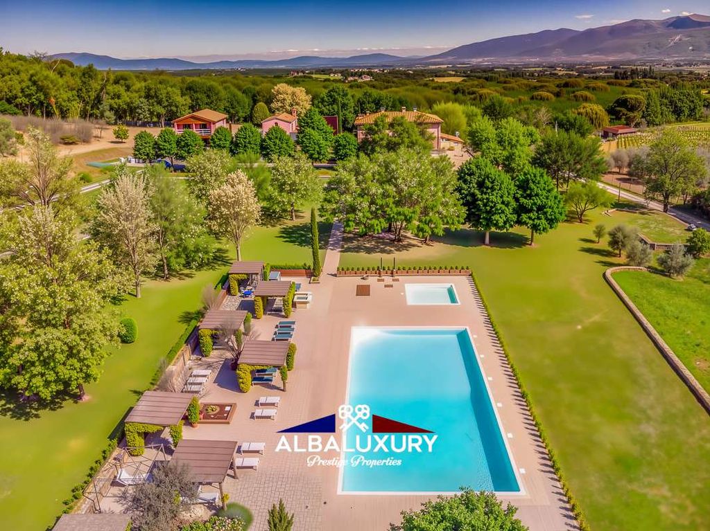 Property photo 3 of 43