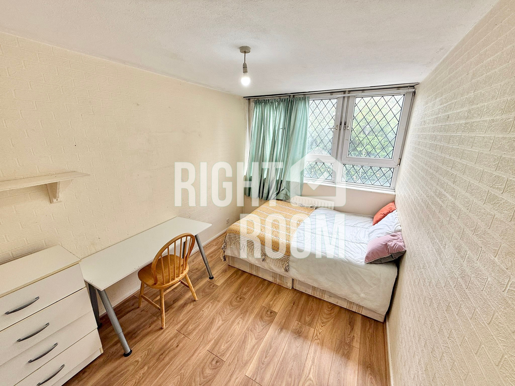 Property photo 3 of 24