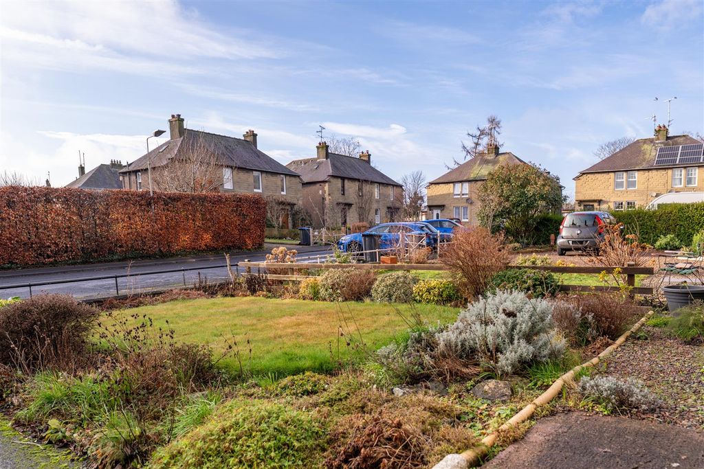 Property photo 2 of 14 14_Victoria_Place-20.Jpg