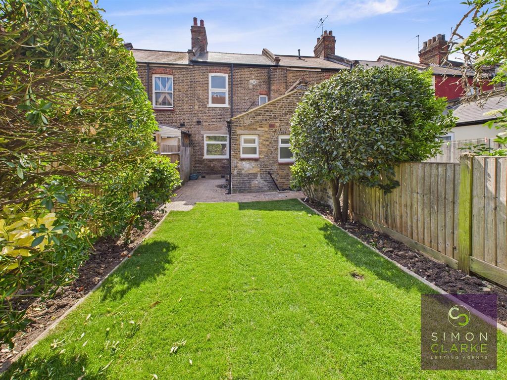 Property photo 3 of 13 Cam05425G0-Pr0006-Still001.Jpg