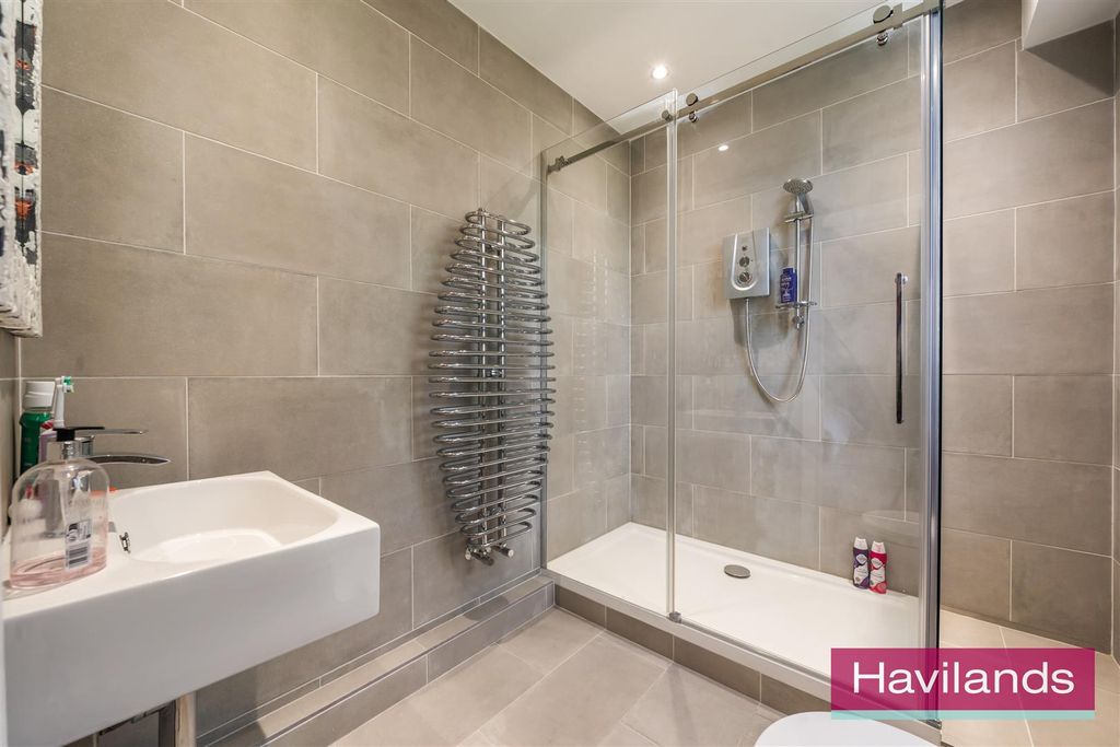 Additional image 14 of 6 bed semi-detached house for saleVillage Road, Enfield EN1