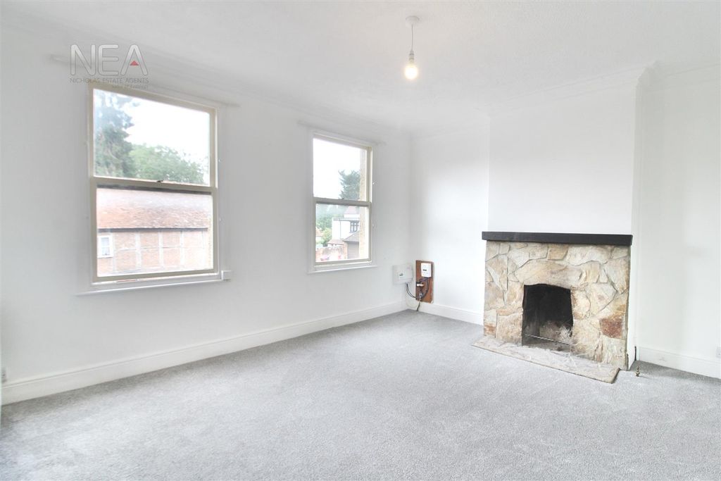 Property photo 2 of 18 Living Room