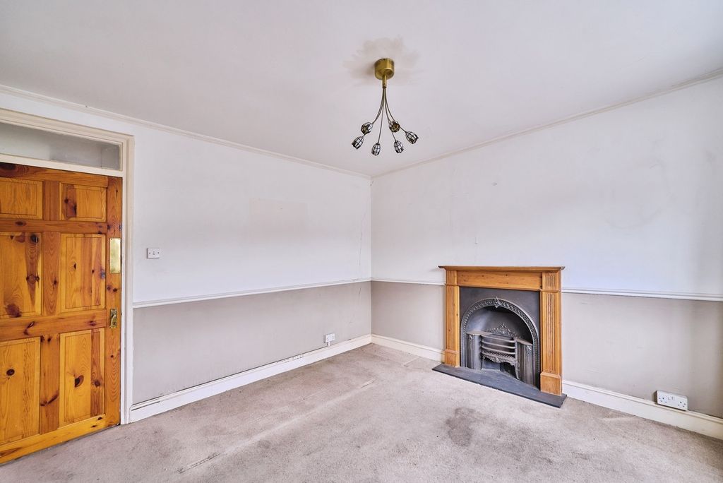 Property photo 2 of 7 Pbox-Img.Jpg