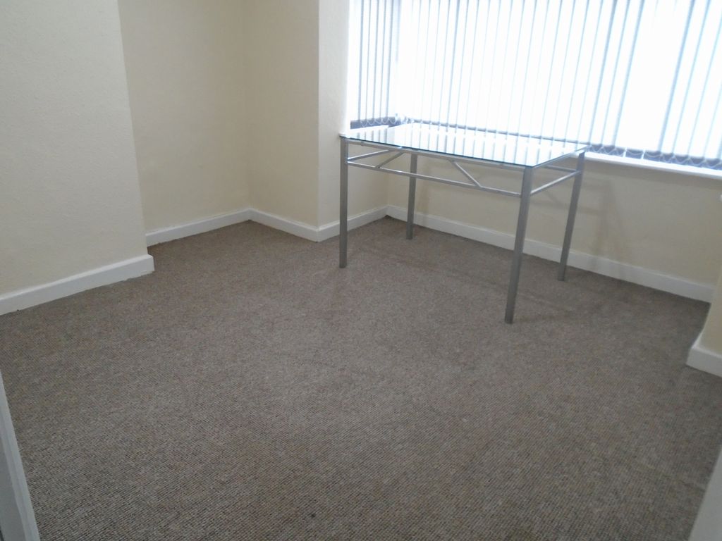 Property photo 2 of 5 Gallery