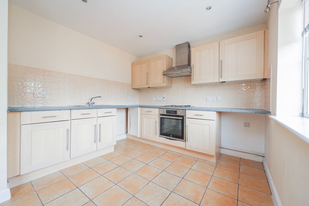Property photo 2 of 8 5138061