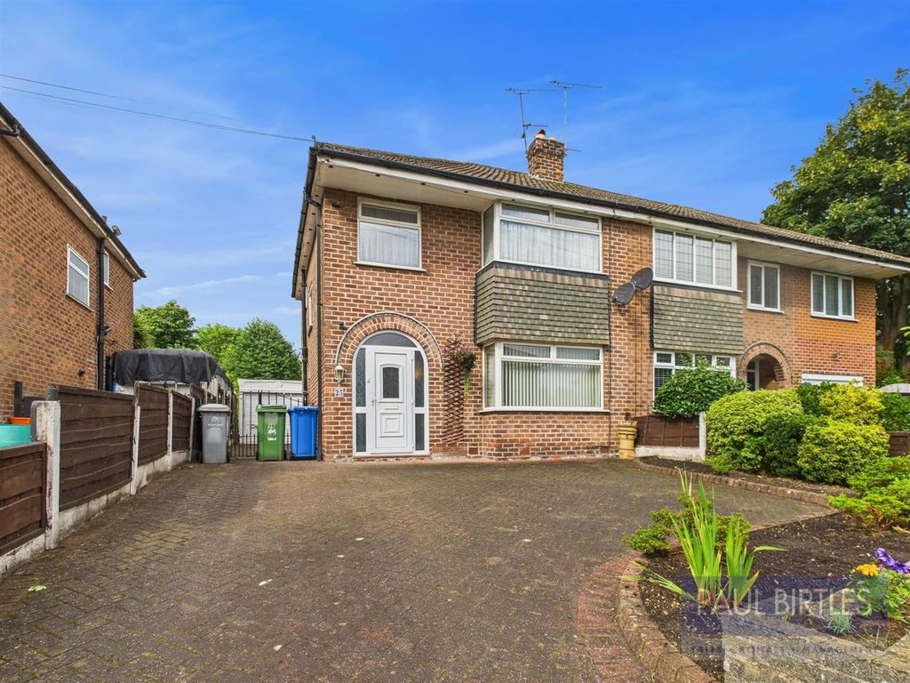 Property photo 1 of 16 Cam04378G0-Pr0180-Still015.Jpg