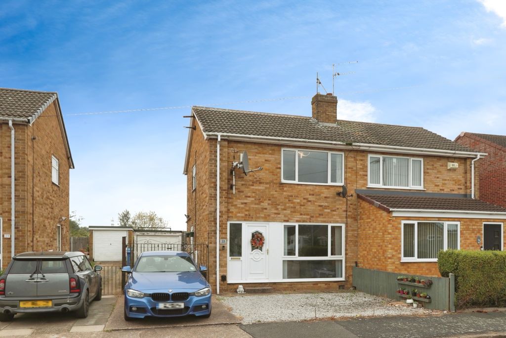 Property photo 1 of 12 3550352
