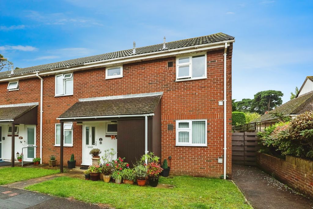 Property photo 1 of 16 Photography