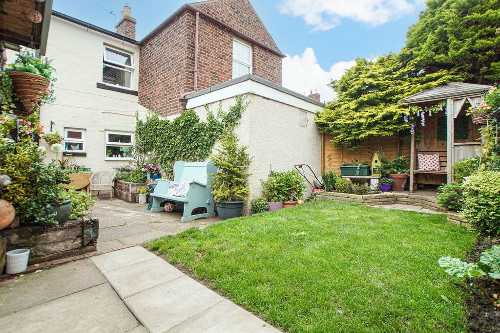 Property photo 2 of 21 Rear Garden