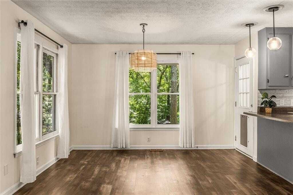 Property photo 2 of 13 <Alttext/>