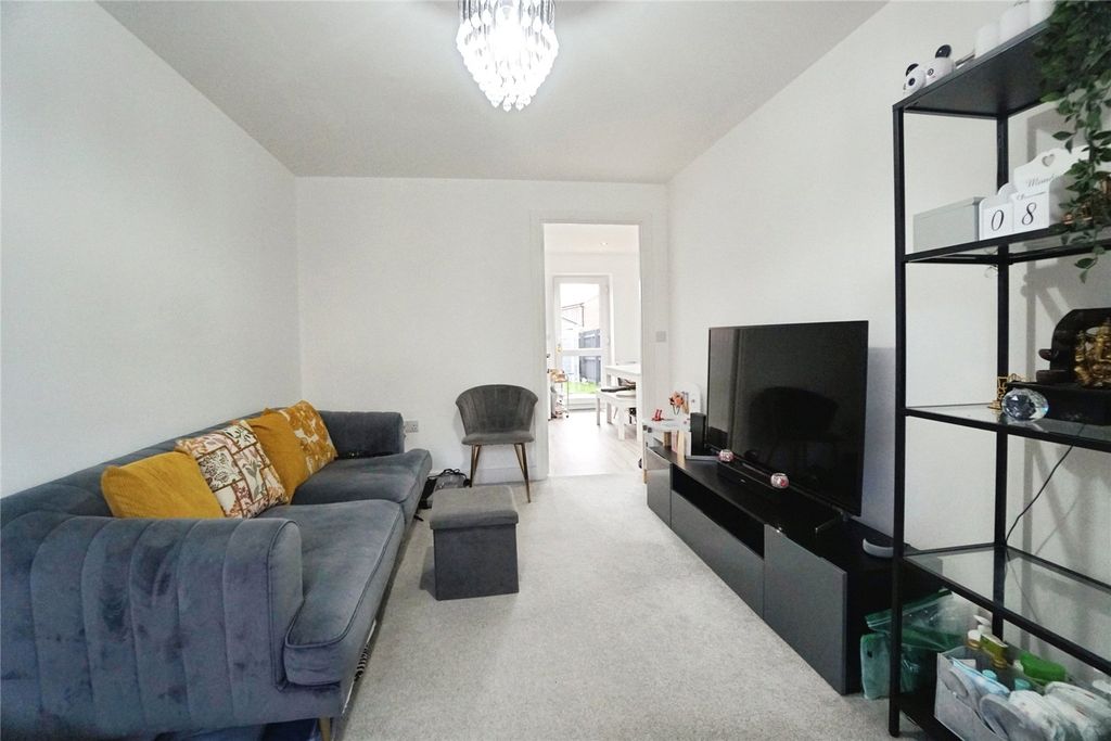 Property photo 2 of 13 Picture 2