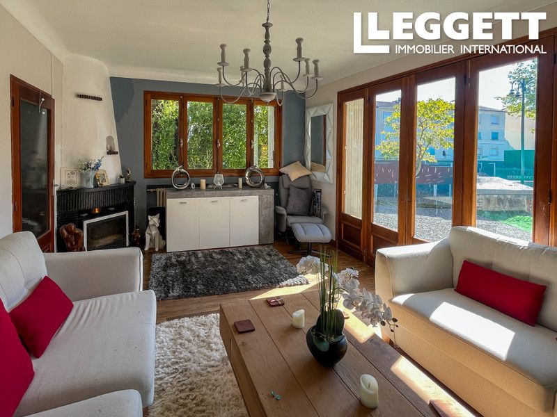 Property photo 2 of 10