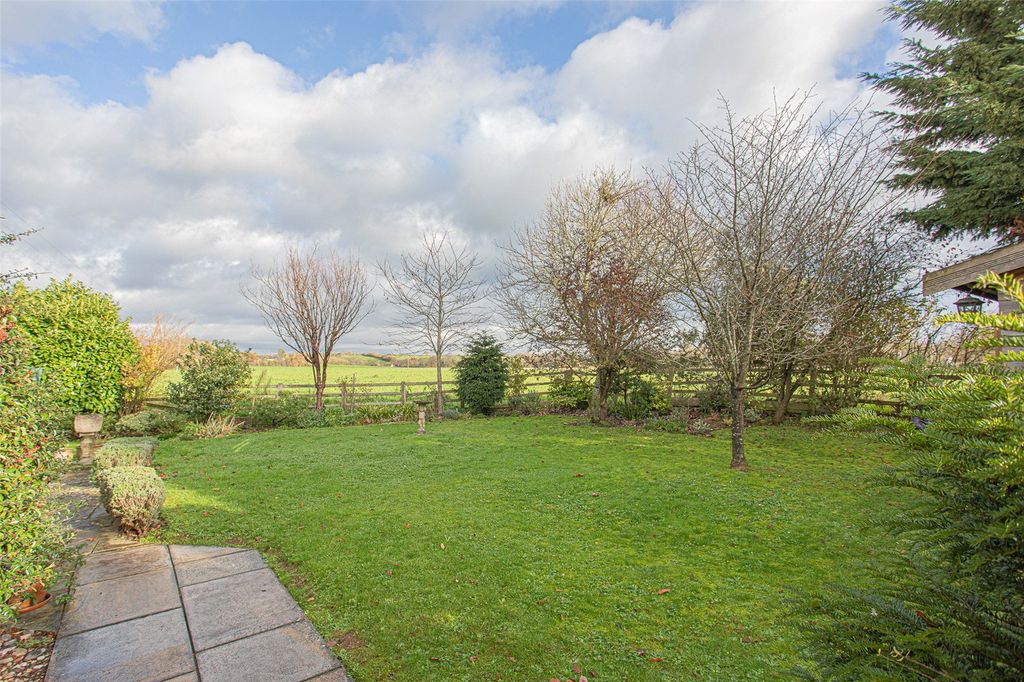 Property photo 3 of 24 Picture No. 36