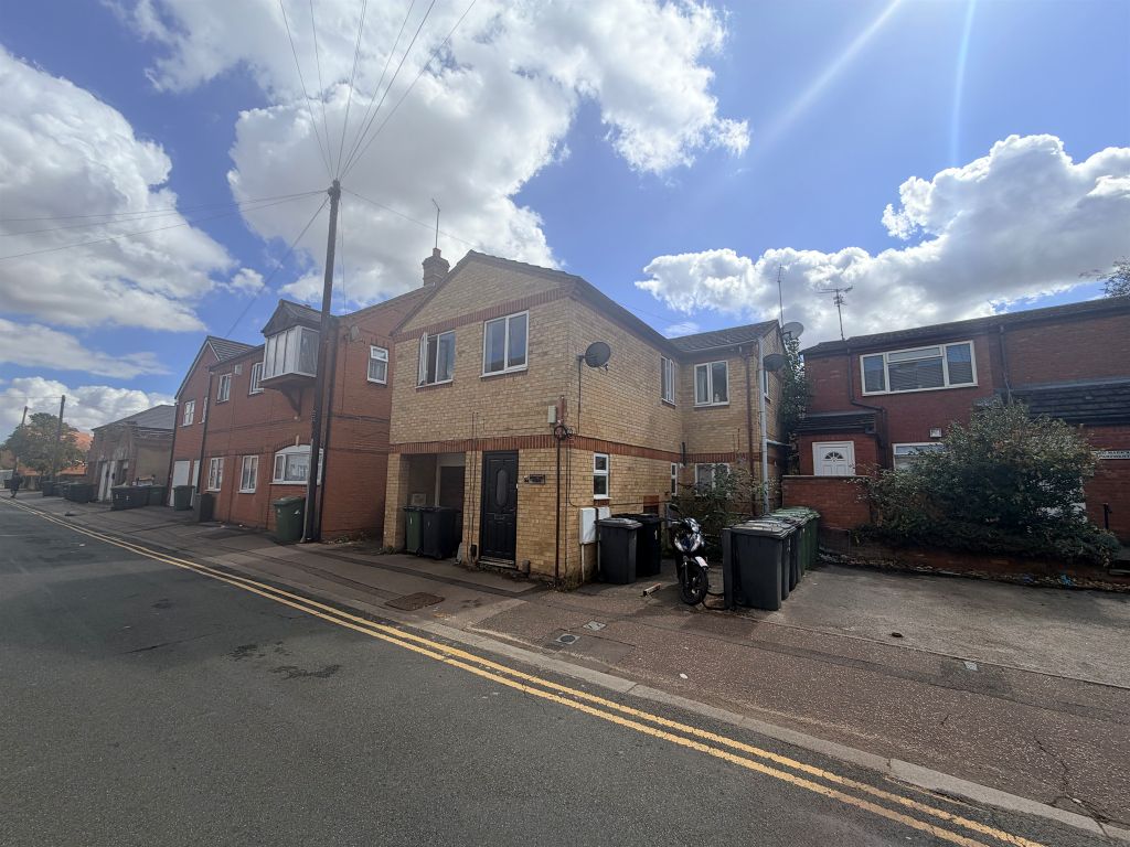 Property photo 1 of 1