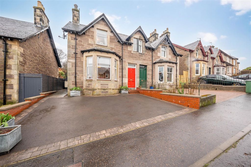 Property photo 1 of 41 Dsc00029-Hdr.Jpg