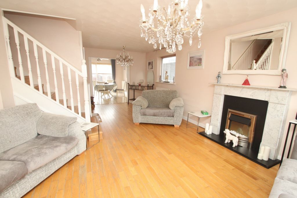 Property photo 2 of 20 Photo 2