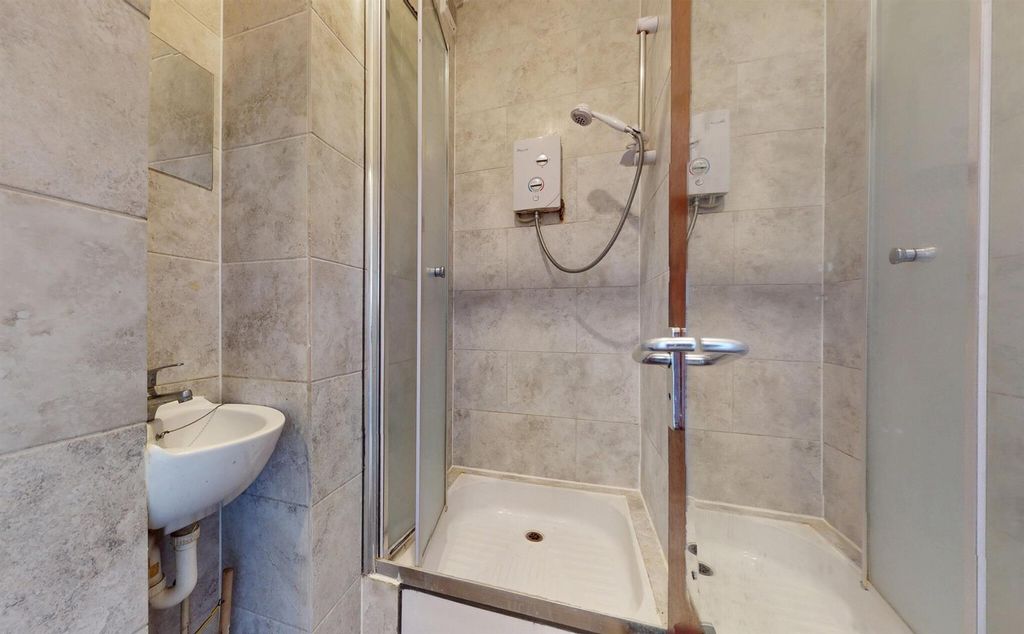 Property photo 3 of 22 684Ff0Ab0c1c42F388105c33_9Aa10Eeef93F3764cd56F3d2B