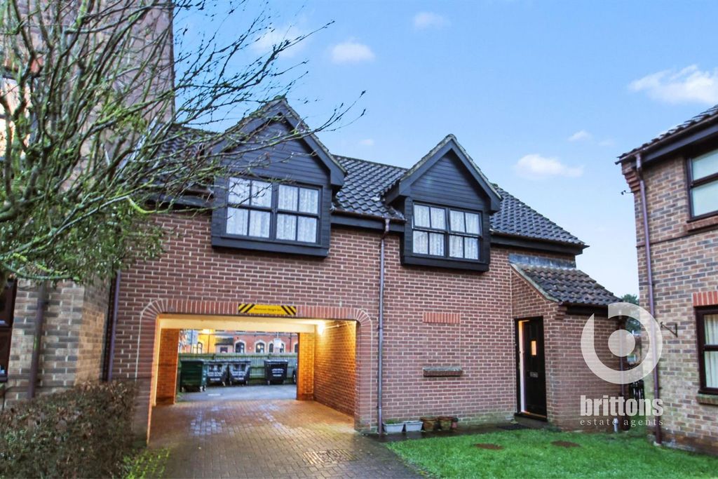 Property photo 1 of 7 Front Of Property