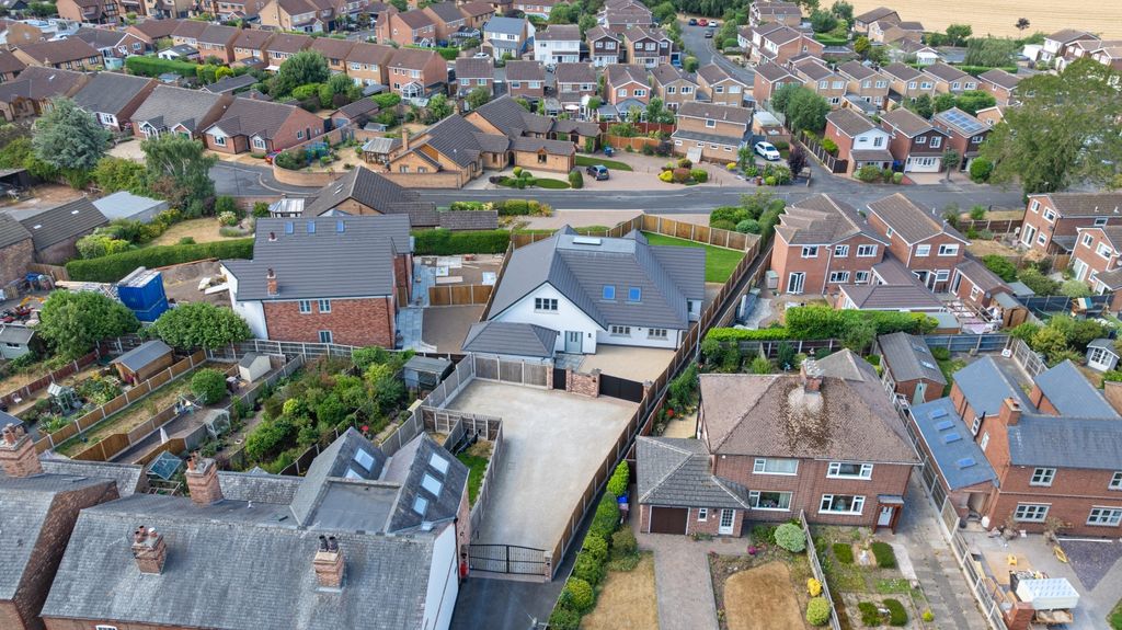 Property photo 2 of 29 Dji_20260731091010_0033_D