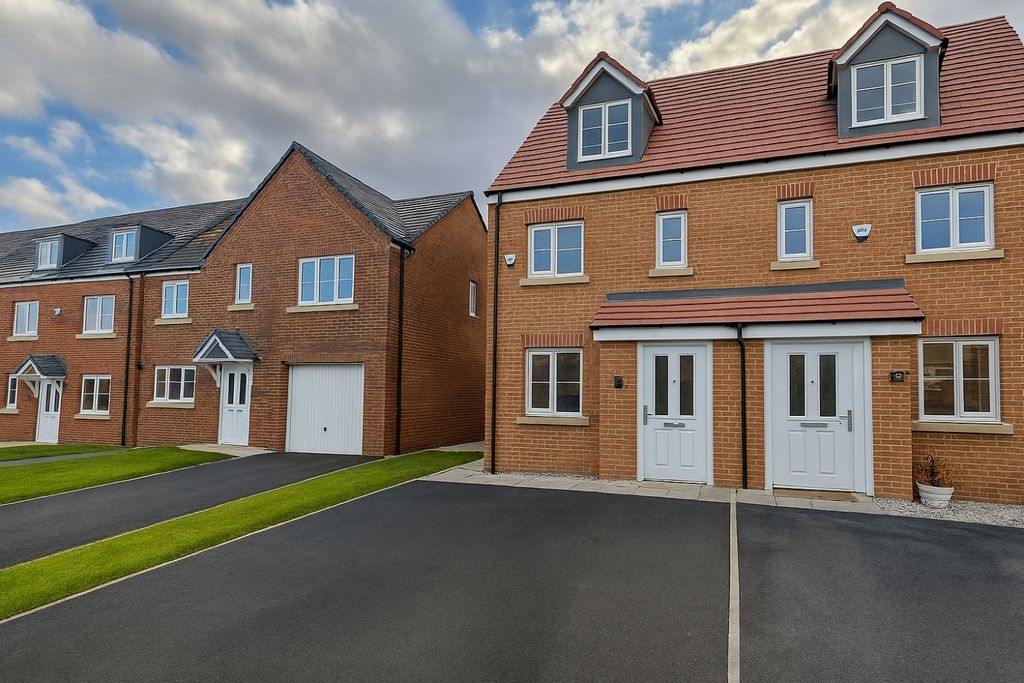 Property photo 1 of 13 Designer (5)