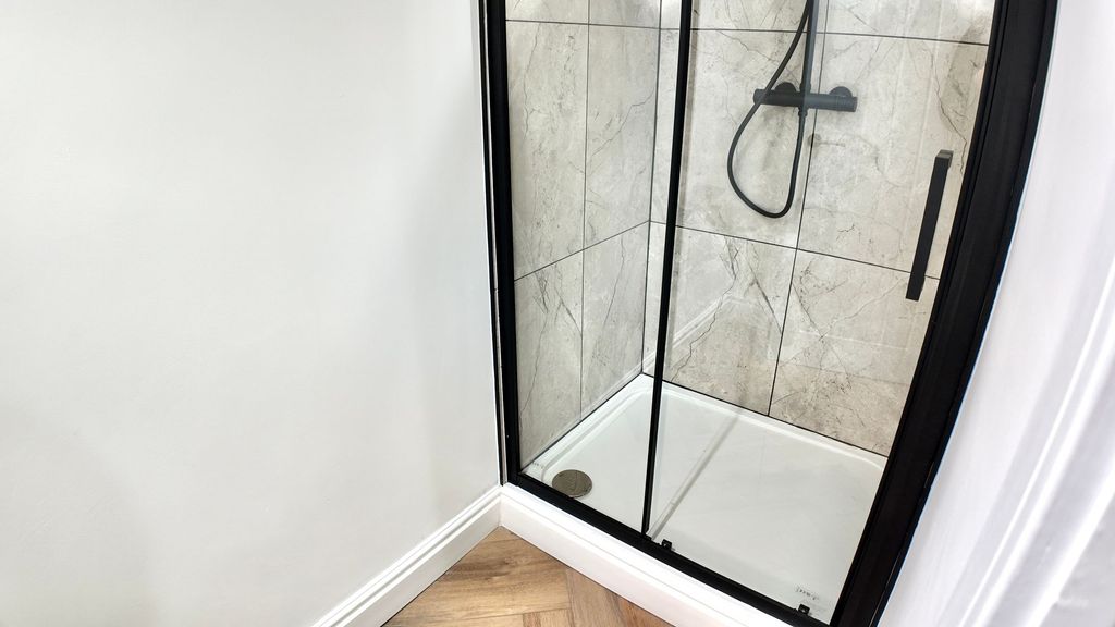 Additional image 8 of 3 bed semi-detached house for saleAlbertina Road, Newbridge NP11