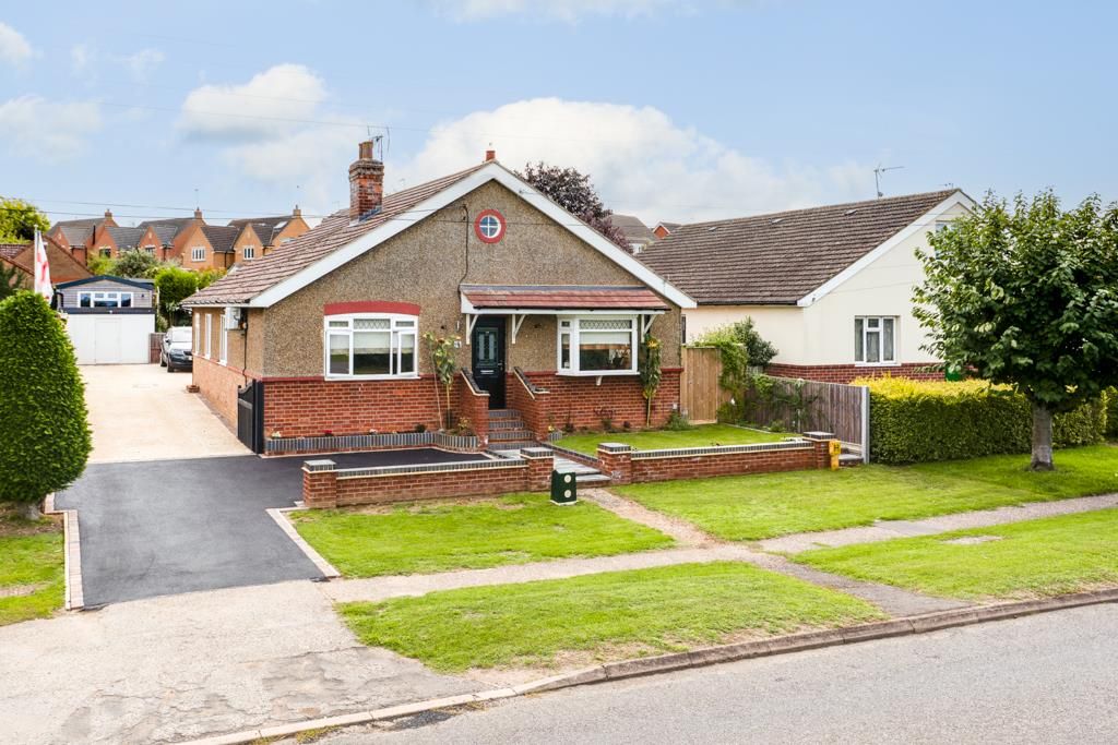 Property photo 1 of 39 168 Oundle Road, Thrapston (2 Of 35).Jpg