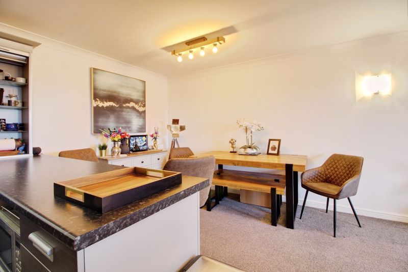 Property photo 3 of 18 Photo 24