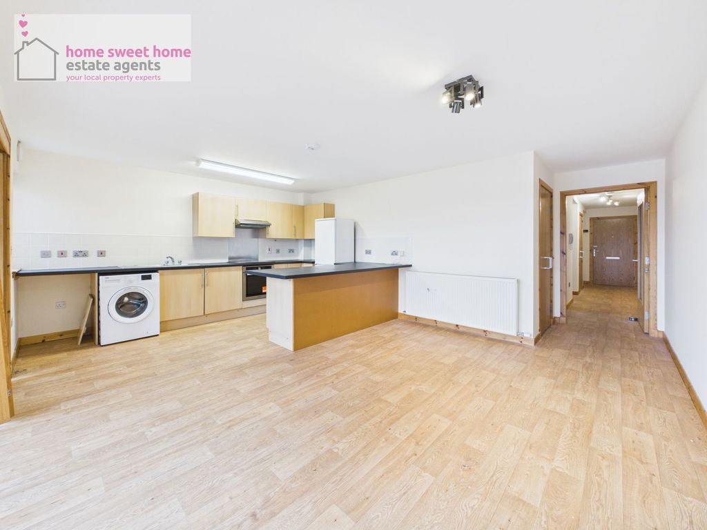 Property photo 3 of 27