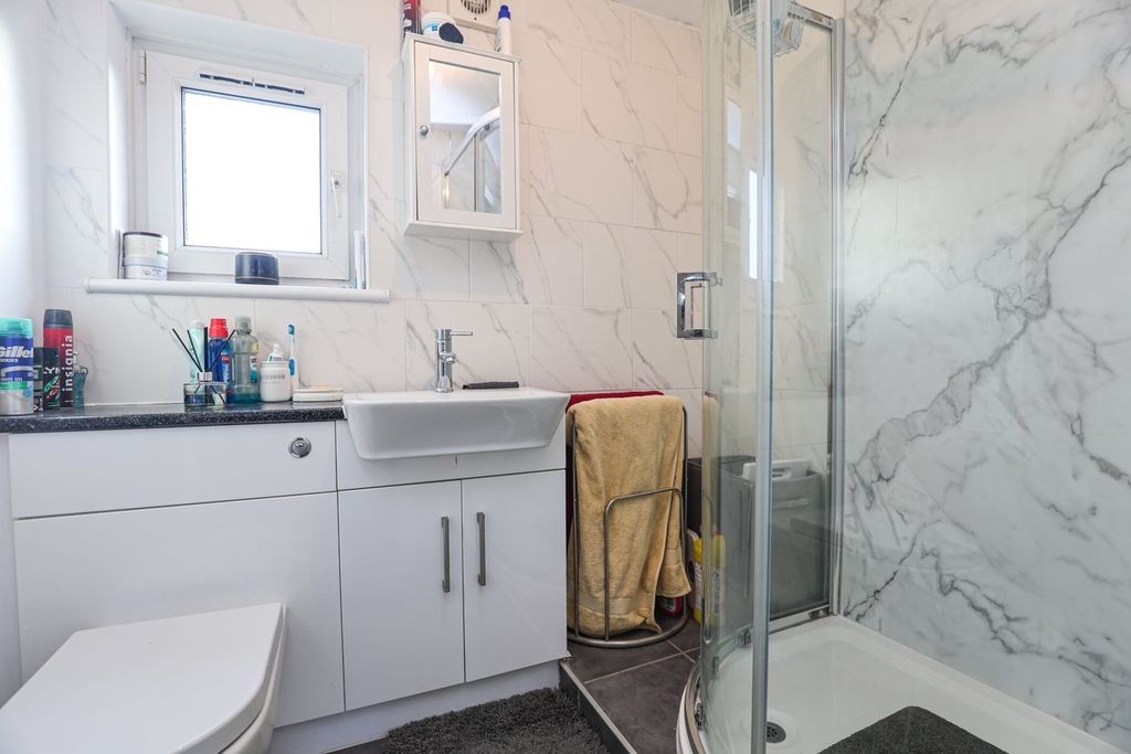 Property photo 3 of 10 Shower Room